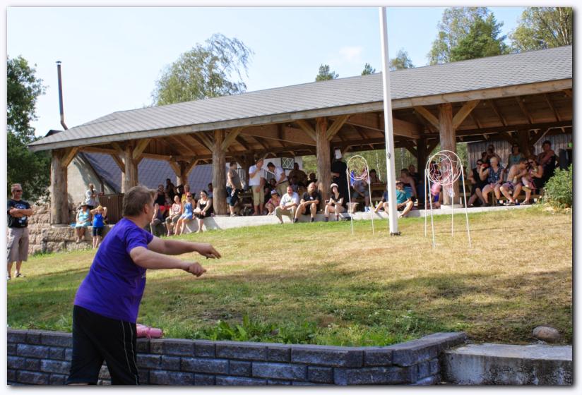 802x537 pixels (87K)